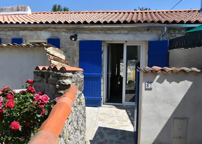Le Chai De Saint-pierre بيت للعطل *